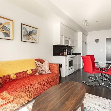 Luxury Downtown Lakeview & City View Condo Toronto Exterior foto